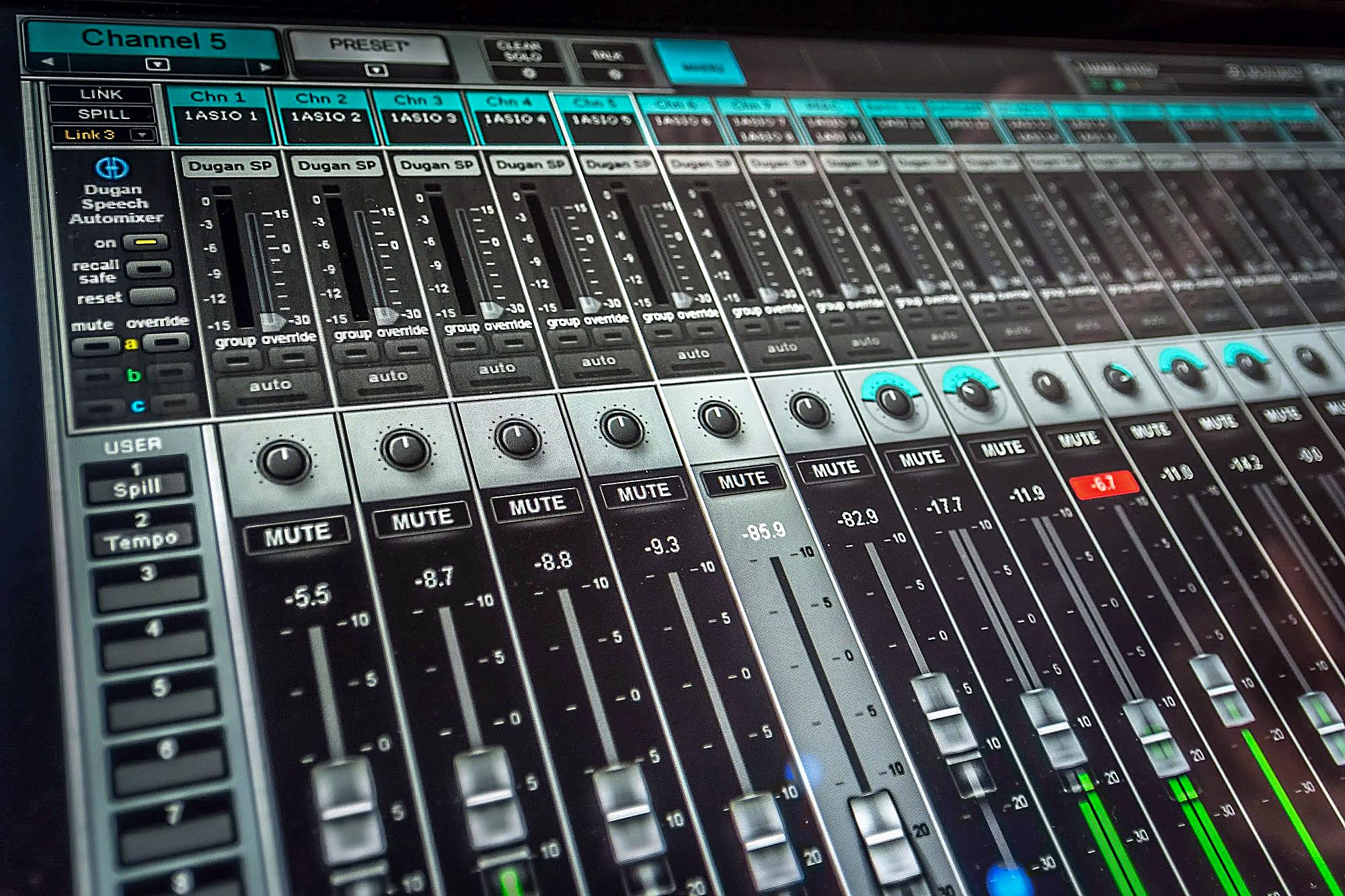 Waves LV1 software interface